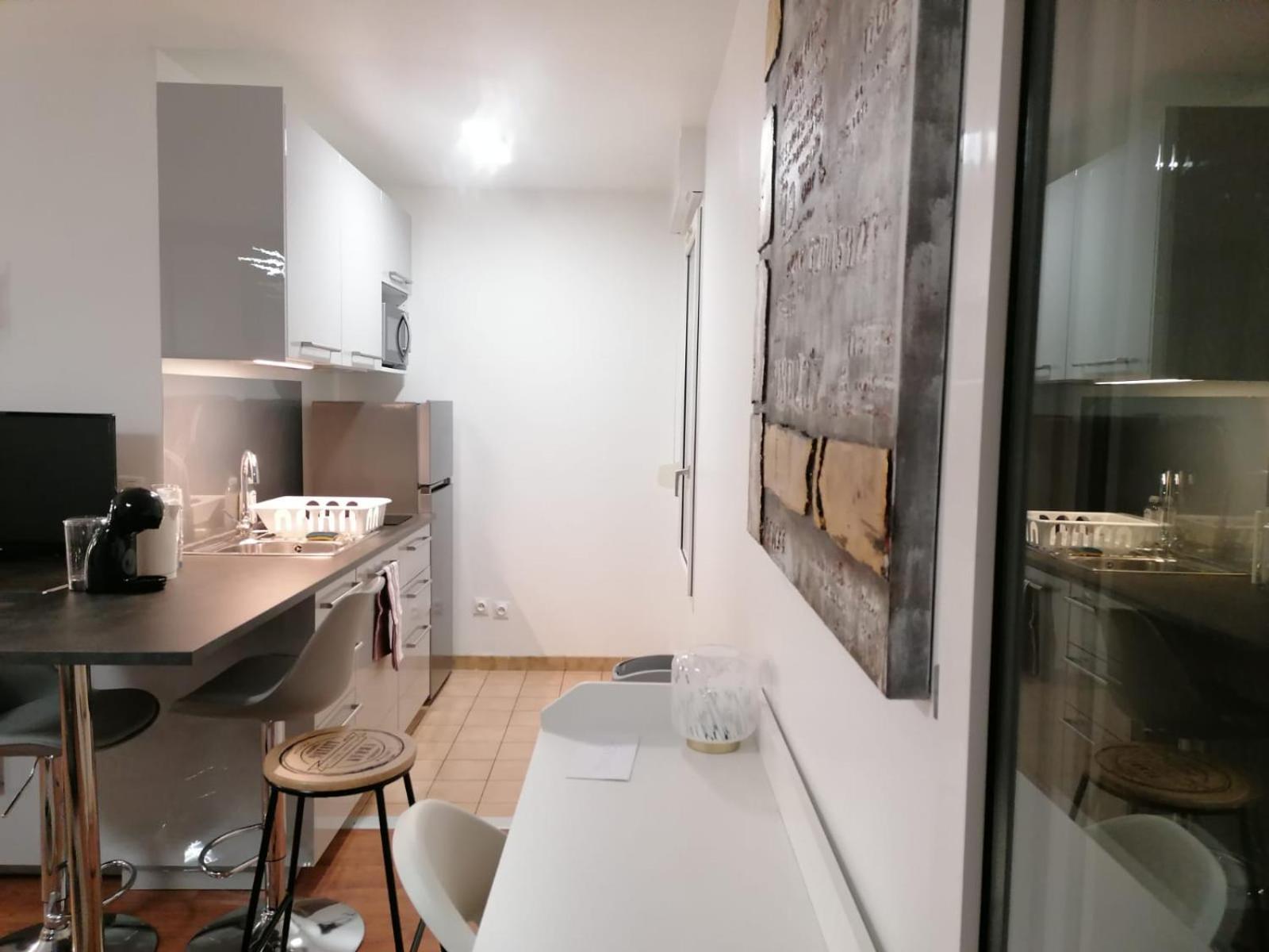Modern Home Proche De Disneyland Et Paris Шамп-сюр-Марн Екстериор снимка